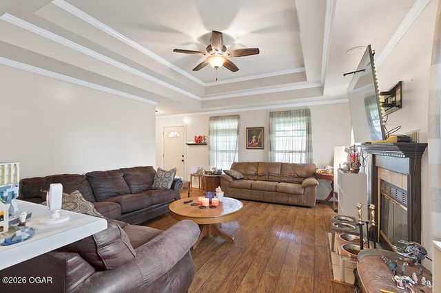 705 S Whippoorwill Drive, Strafford, MO 65757