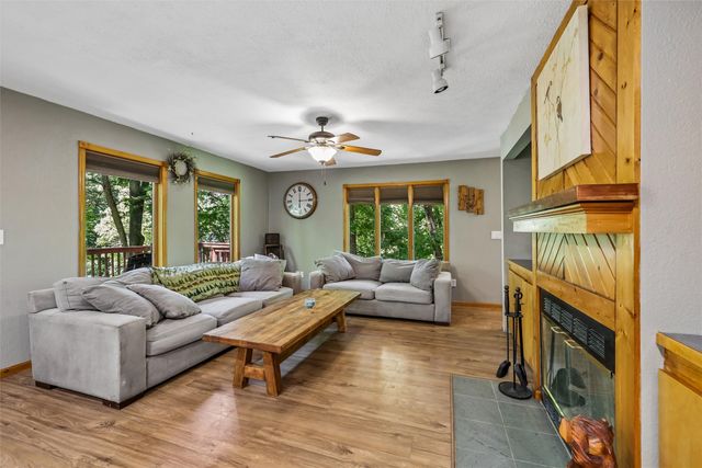 2167 NW 72nd Place, Ankeny, IA 50023