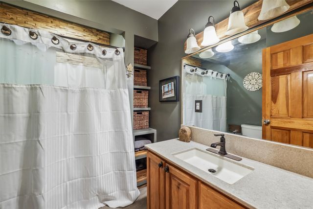 2167 NW 72nd Place, Ankeny, IA 50023