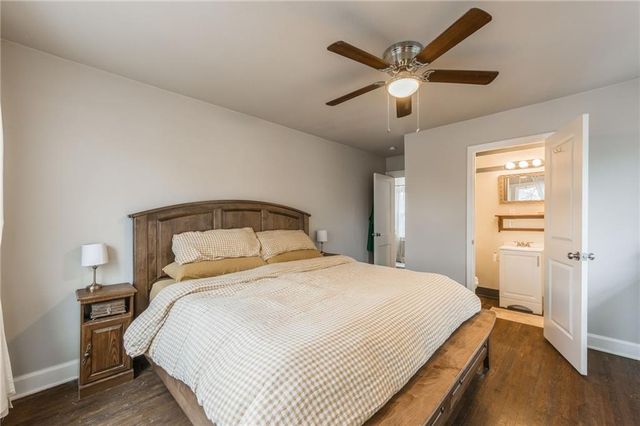 3651 Southwest Trafficway, Kansas City, MO 64111