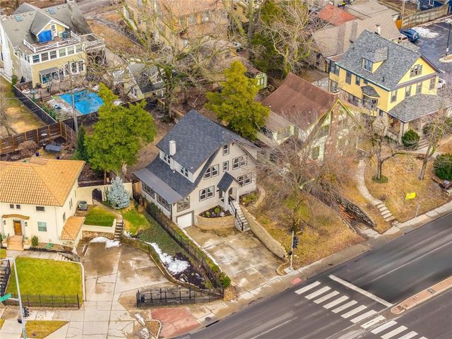 3651 Southwest Trafficway, Kansas City, MO 64111