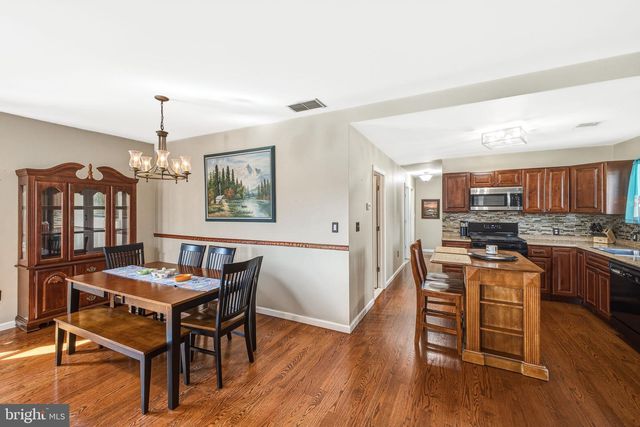 911 HARRIS AVE, Union Beach, NJ 07735