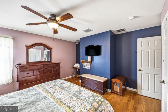 911 HARRIS AVE, Union Beach, NJ 07735