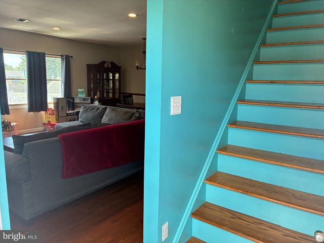 911 HARRIS AVE, Union Beach, NJ 07735
