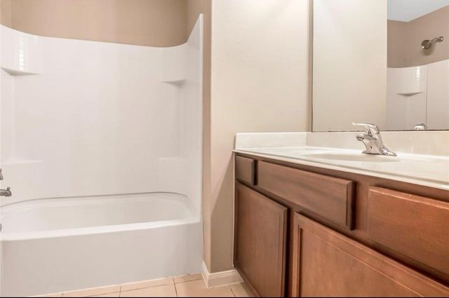 8730 Leclaire Meadow Drive, Humble, TX 77338