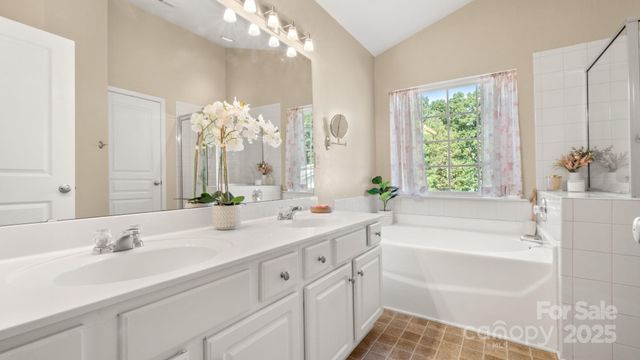 695 Goldflower Drive, Rock Hill, SC 29732