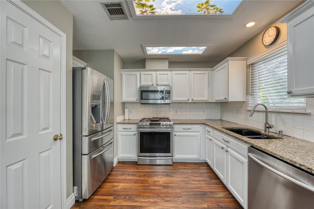 8325 Osborne DR, Austin, TX 78729