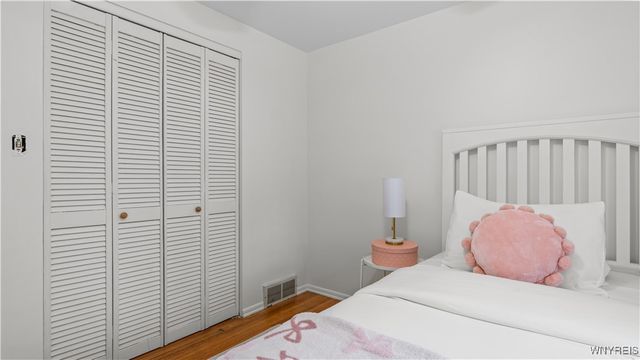 33 Lois Drive, Cheektowaga, NY 14227