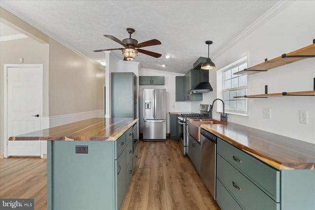 3688 ASH RUCKMAN RD, Augusta, WV 26704
