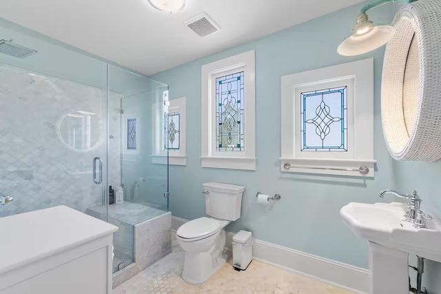 811 E Hempstead ST, Giddings, TX 78942