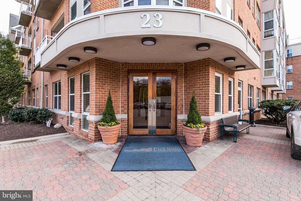 Image 1 of property listing at 23 PIERSIDE DR #130, Baltimore, MD 21230