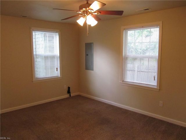 2750 Greenwood DR, Portsmouth, VA 23702