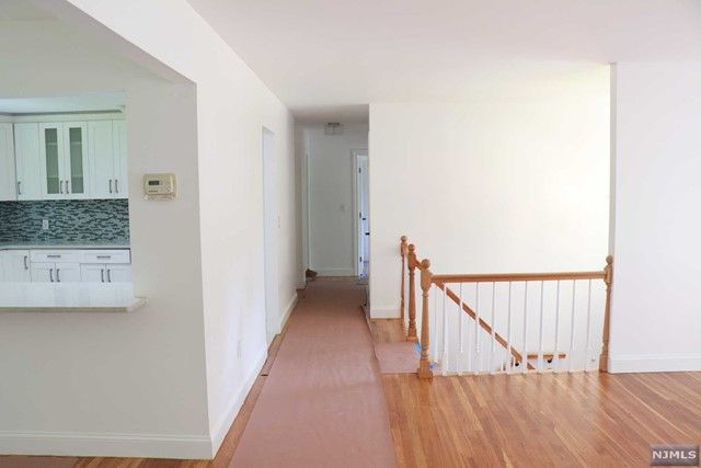 196 White Avenue, Old Tappan, NJ 07675