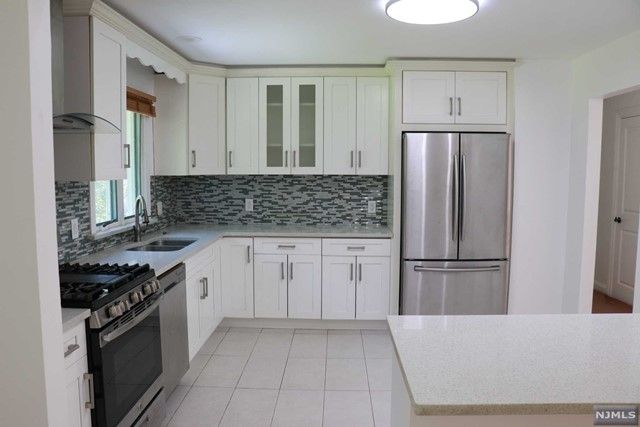 196 White Avenue, Old Tappan, NJ 07675