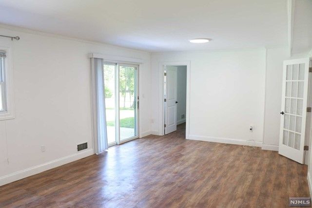 196 White Avenue, Old Tappan, NJ 07675