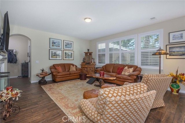 35385 Summerholly Lane, Murrieta, CA 92563