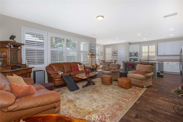 35385 Summerholly Lane, Murrieta, CA 92563