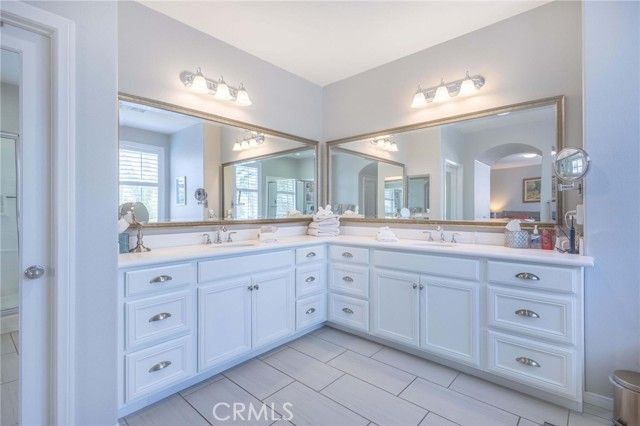 35385 Summerholly Lane, Murrieta, CA 92563