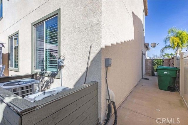 35385 Summerholly Lane, Murrieta, CA 92563