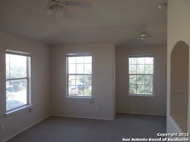 6630 HARTNET FIELDS, Converse, TX 78109