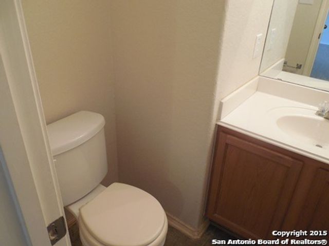 6630 HARTNET FIELDS, Converse, TX 78109