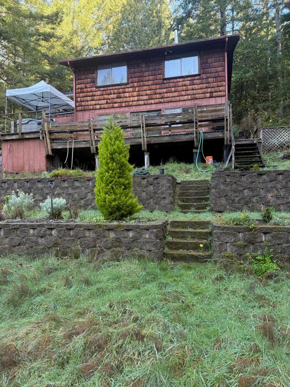 180 Nature Lane, Arcata, CA 95521