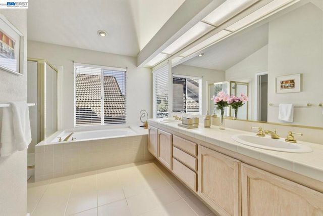 2595 Cherry Hills Dr, Discovery Bay, CA 94505