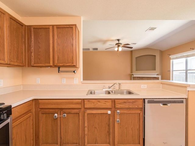 745 Rusk RD, Round Rock, TX 78665