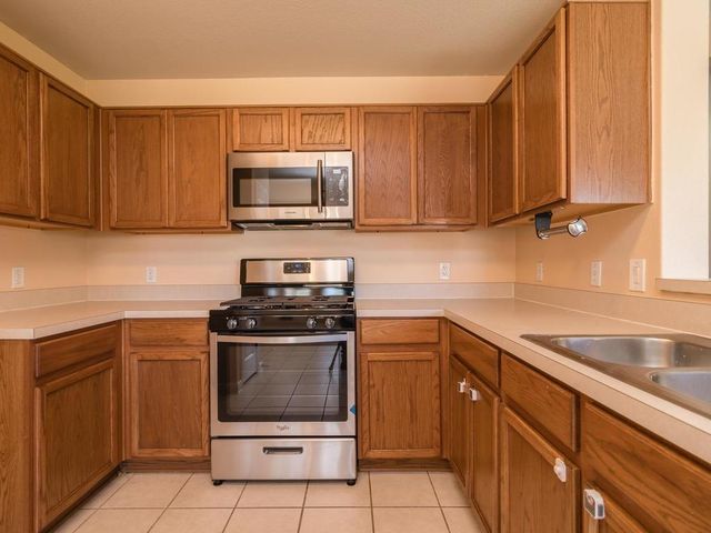 745 Rusk RD, Round Rock, TX 78665