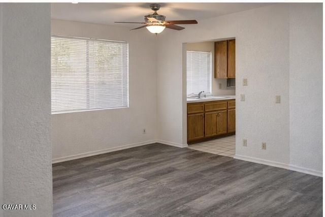 2554 Olive Drive 113, Palmdale, CA 93550