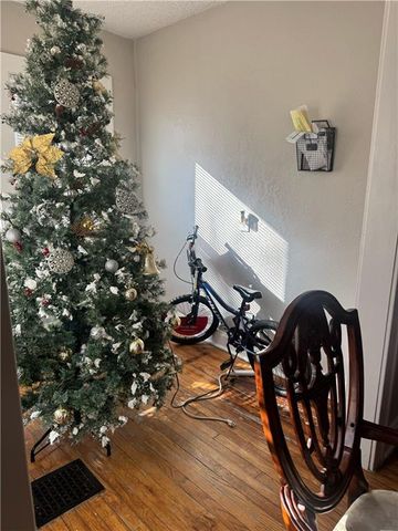 3730 Bales Avenue, Kansas City, MO 64128