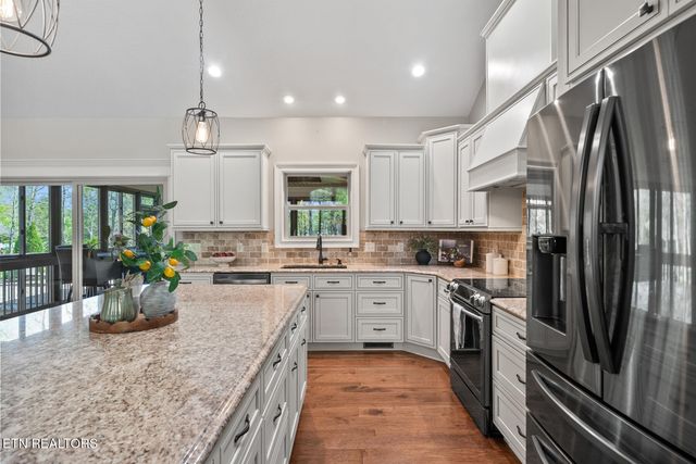 125 Minetta Drive, Crossville, TN 38558