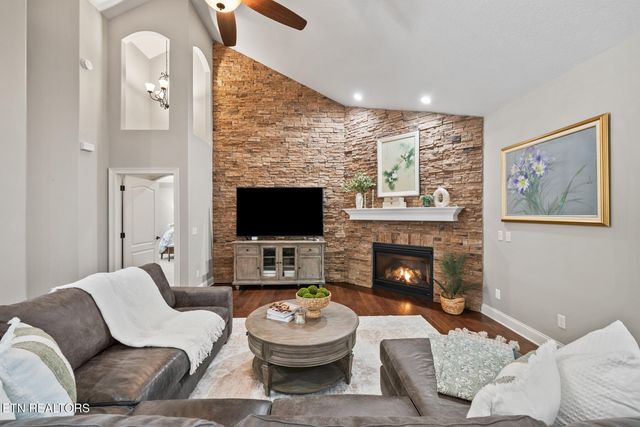 125 Minetta Drive, Crossville, TN 38558
