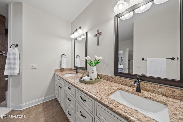 125 Minetta Drive, Crossville, TN 38558