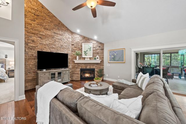 125 Minetta Drive, Crossville, TN 38558