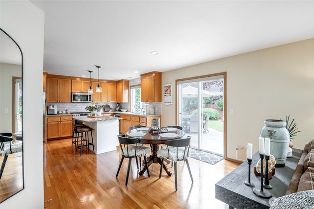8214 70th Avenue Ct E, Puyallup, WA 98371