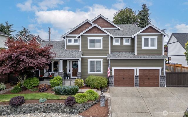 8214 70th Avenue Ct E, Puyallup, WA 98371