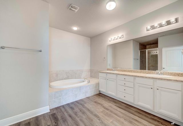 105 Grand Falls Lane, Panama City Beach, FL 32407