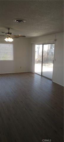 7344 Palm Avenue, Yucca Valley, CA 92284