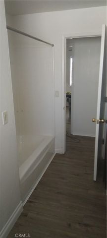 7344 Palm Avenue, Yucca Valley, CA 92284