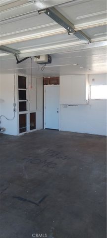 7344 Palm Avenue, Yucca Valley, CA 92284