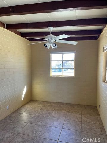 7344 Palm Avenue, Yucca Valley, CA 92284