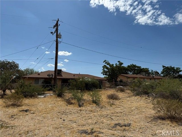 7344 Palm Avenue, Yucca Valley, CA 92284
