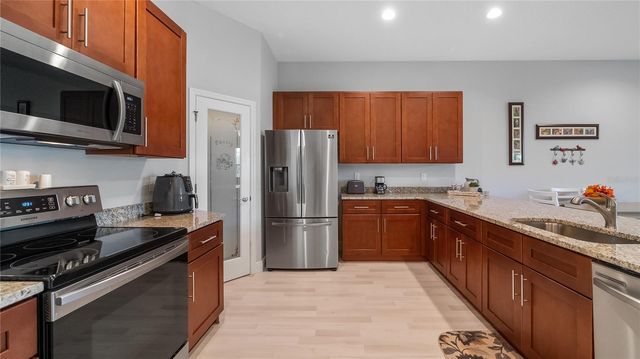 2003 WINNIPEG WAY, Groveland, FL 34736