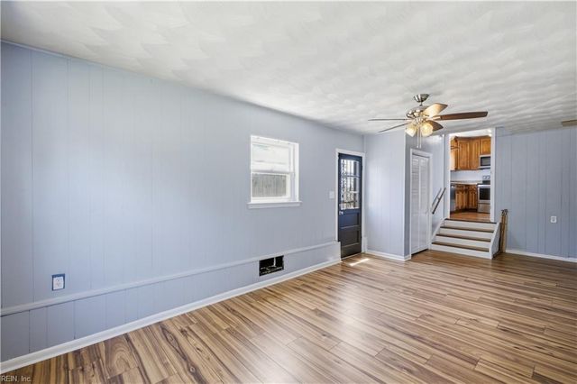 8450 Lynn River RD, Norfolk, VA 23503