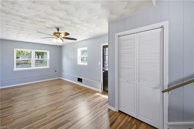 8450 Lynn River RD, Norfolk, VA 23503
