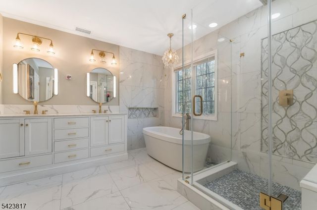 722 County Road 579, Raritan Twp., NJ 08822
