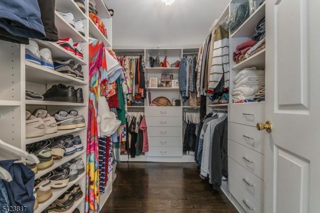 722 County Road 579, Raritan Twp., NJ 08822