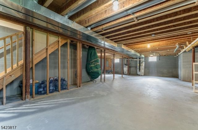 722 County Road 579, Raritan Twp., NJ 08822