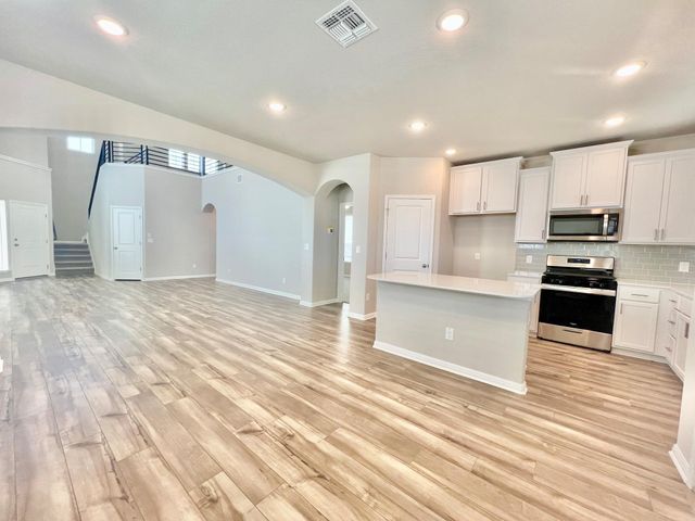 397 Young ST, Buda, TX 78610